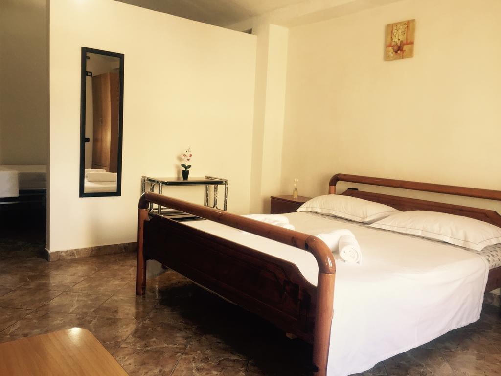 Jazoj Family Hotel Orikum Zewnętrze zdjęcie